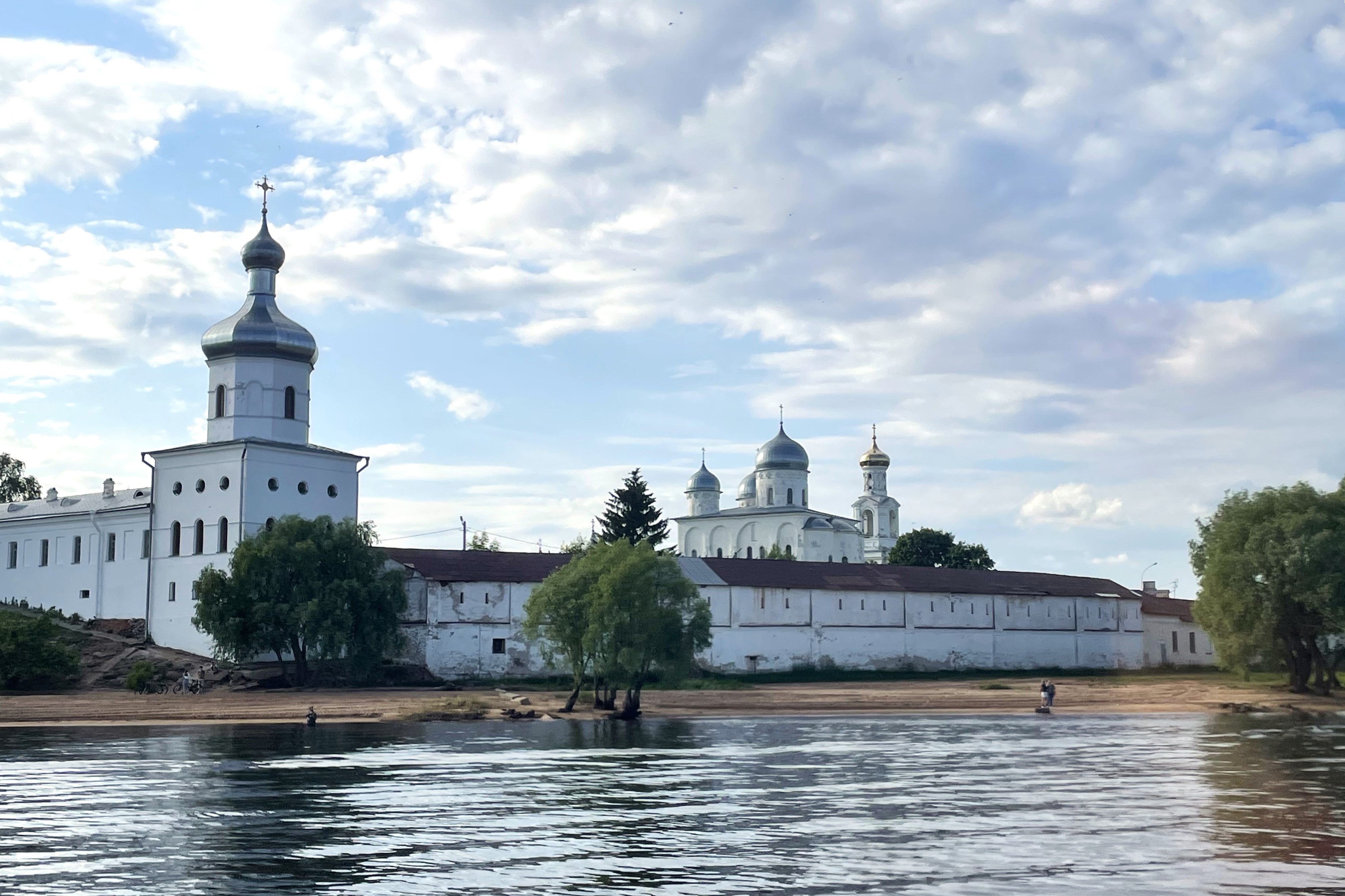 Новгород